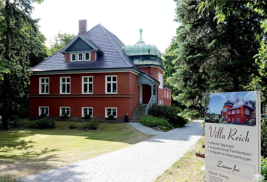 Gaestehaus Villa Reich Люббен Екстер'єр фото